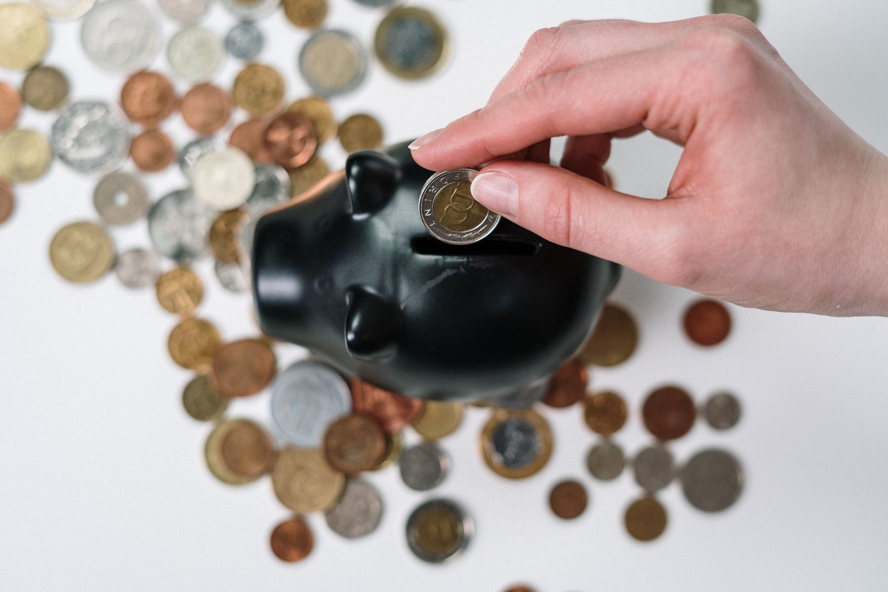 €100,000 Deposit Guarantee: One Bank or Several?