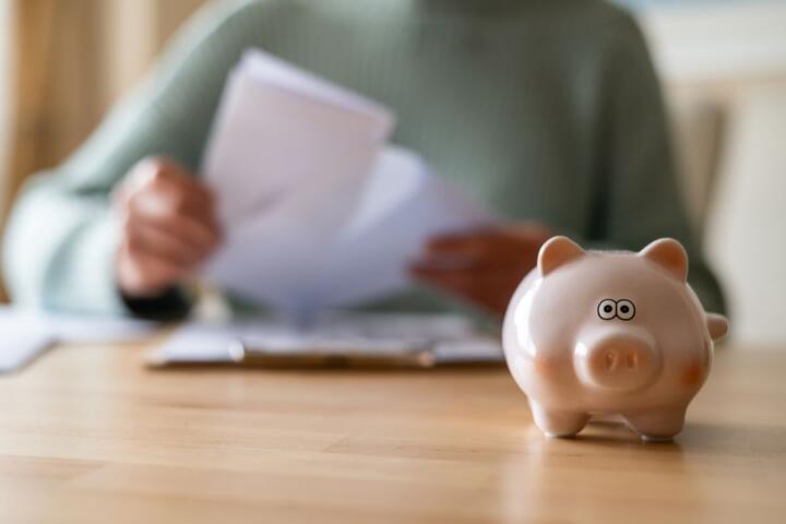 Easy Steps to Shrink Your Monthly Mobile Phone Bill