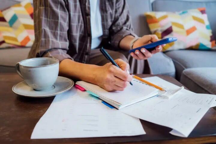 How to Lower Your Rent (Yes, You Can Negotiate)