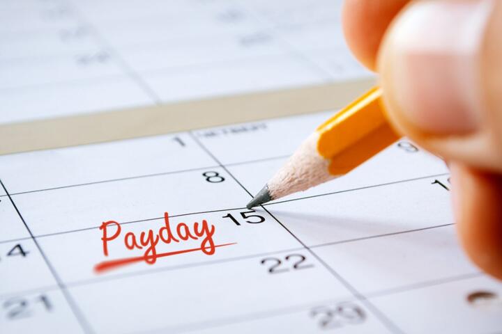 How to Stop Living Paycheck to Paycheck With Debt