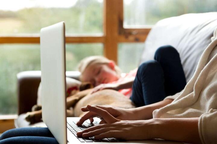 Side Hustle ROI: Time Invested vs Effective Hourly Rate